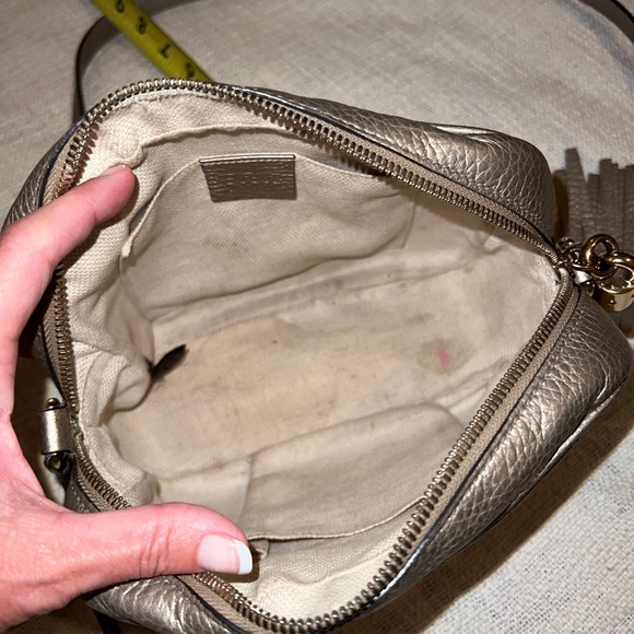 GUCCI Pebbled Calfskin Small Soho Disco Crossbody - Metallic - Picture 7 of 12